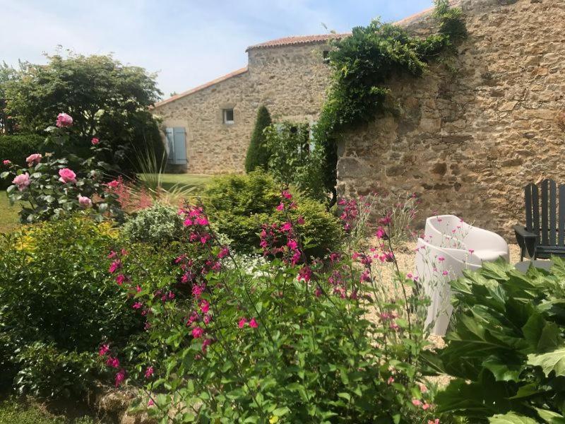 Chambres D'Hotes Les Laitieres Beaurepaire  Екстериор снимка